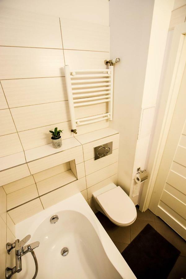 Szewska Str. Apartment วรอตซวาฟ ภายนอก รูปภาพ
